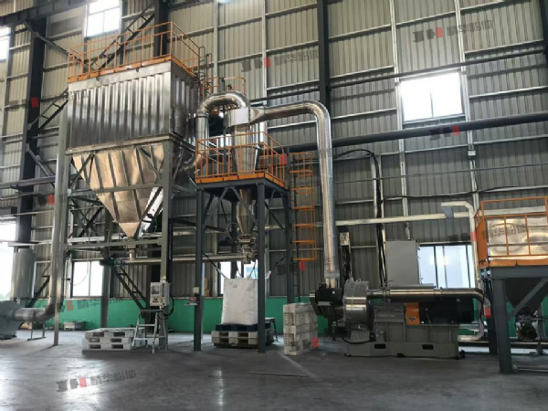 聚丙烯酰胺超微粉碎機--河北某公司